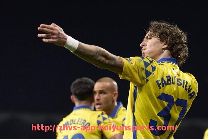 开云体育app下载-98-99赛季欧冠赛程全回顾及比赛亮点